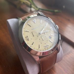 Michael Kors Gareth Chronograph Cream dial, Brown leather watch